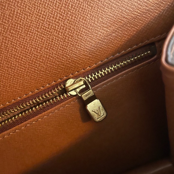 LOUIS VUITTON Pochette Dame GM Monogram Vintage Clutch Bag Like New! - Picture 15 of 16